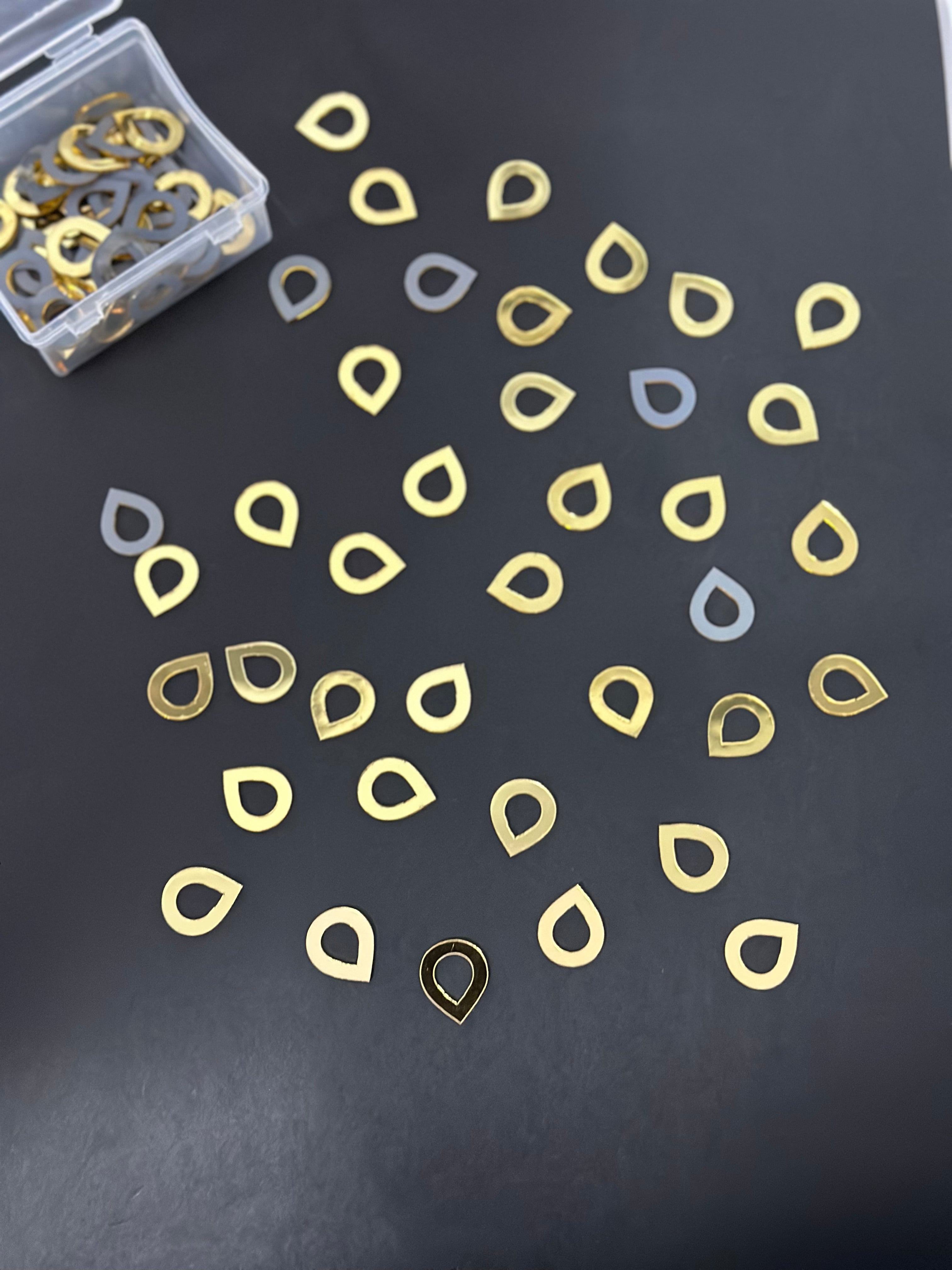 Oval Shape Golden Acrylic Mirror 17x22 mm (96 pcs)