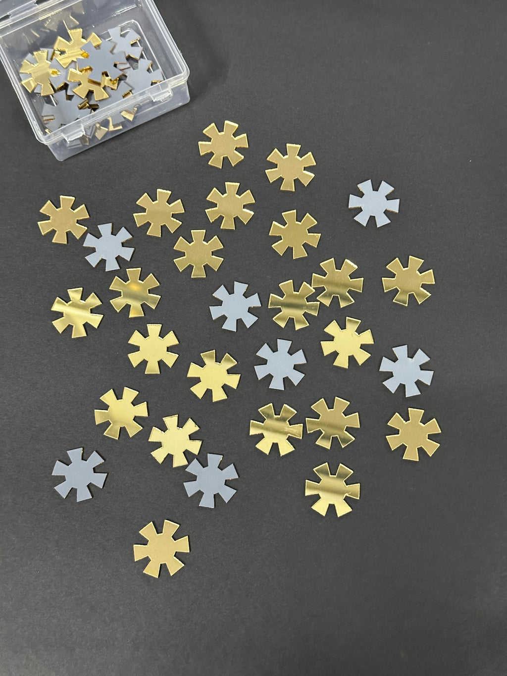 Radiant Star Shape Golden Acrylic Mirror 25 mm (45 pcs)