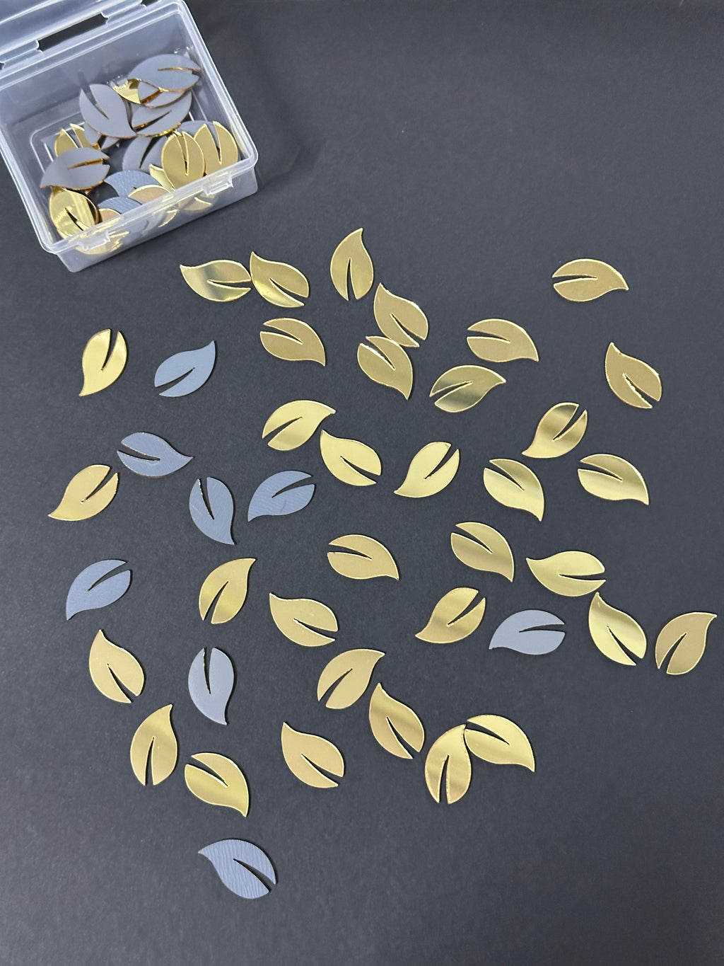 Leaf Shape Golden Acrylic Mirror 16x28 mm (65 pcs)