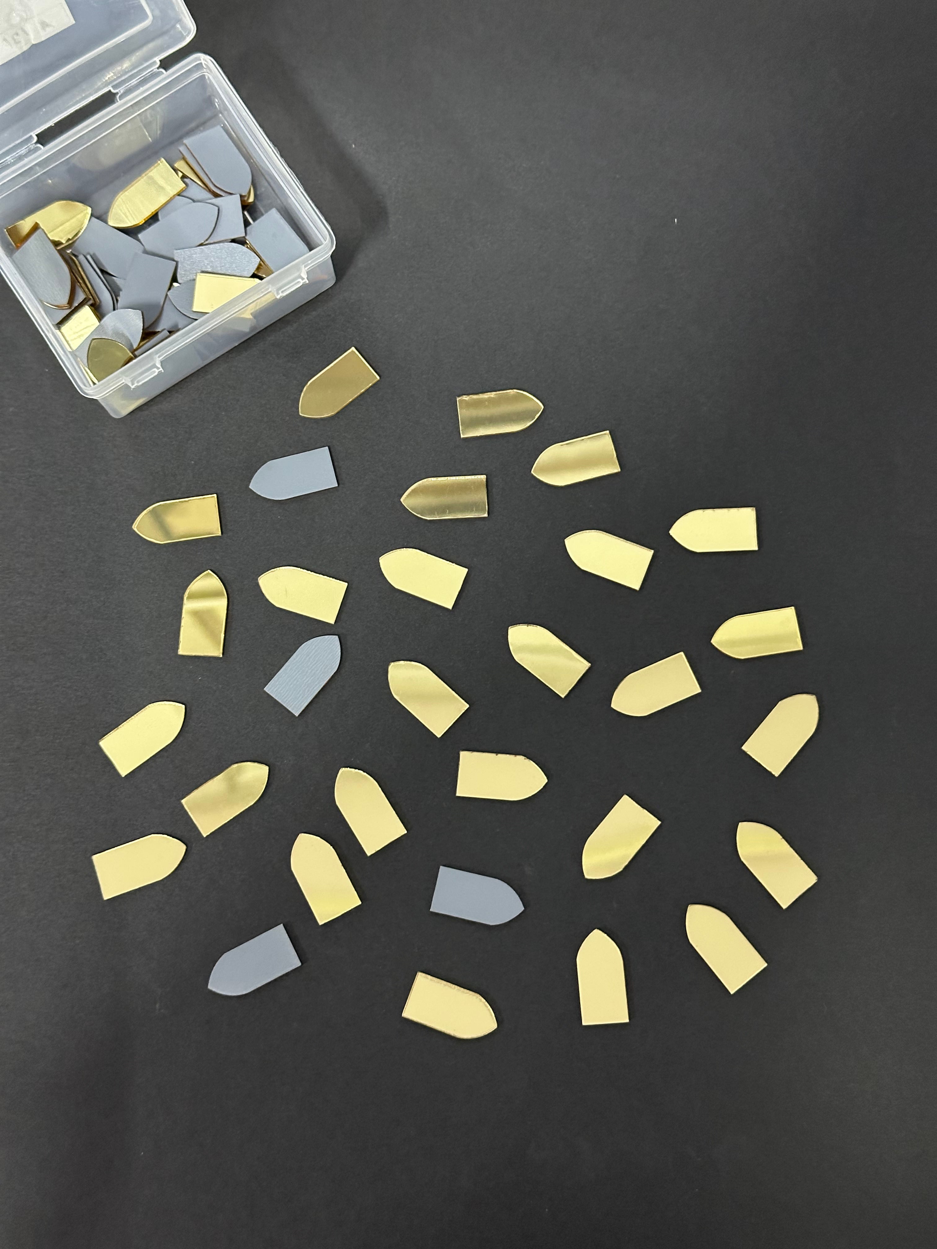 Petal Shape Golden Acrylic Mirror 13x25 mm (60 pcs)
