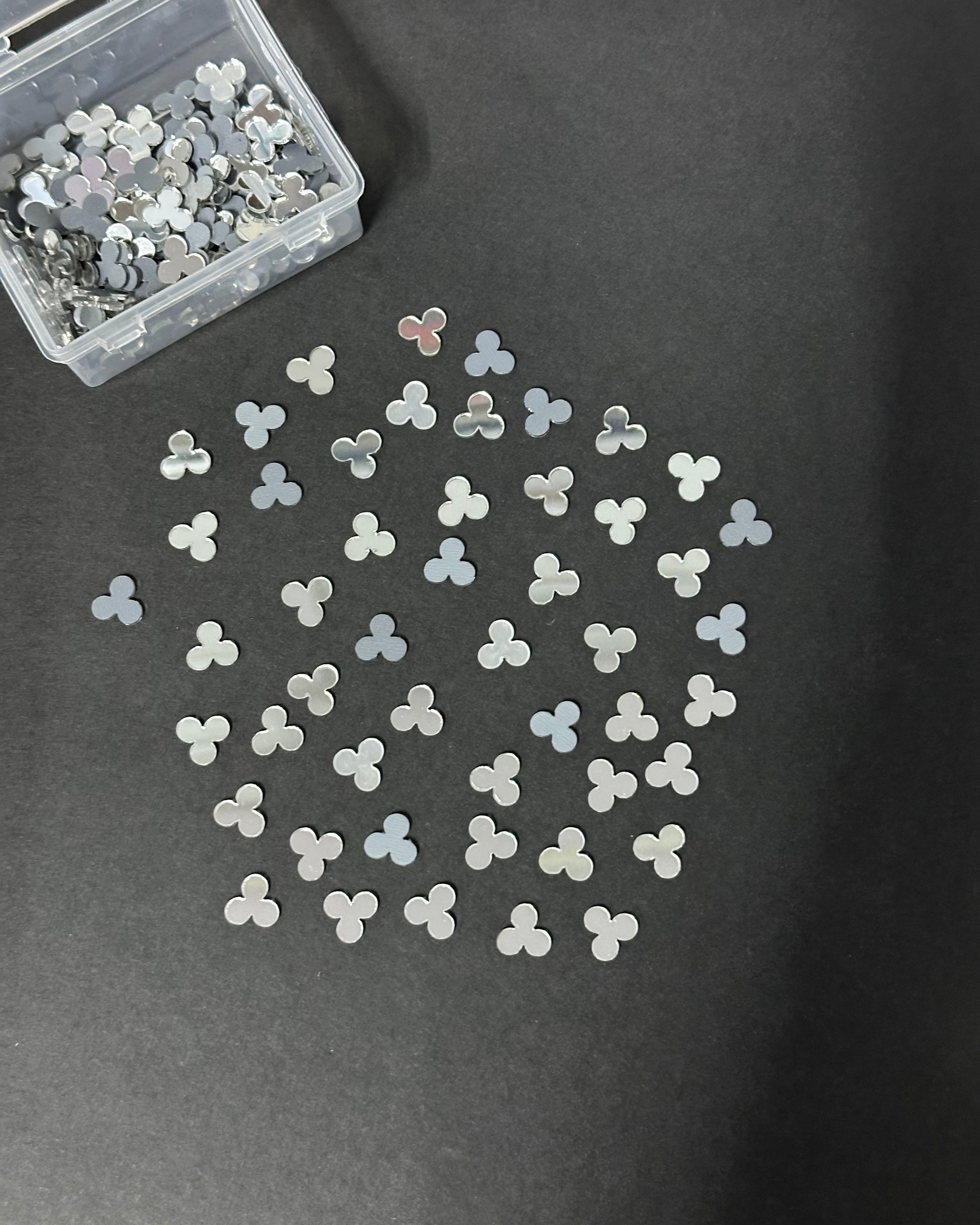 Triple Leaf Shape Silver Acrylic Mirror 12 mm (205 pcs)