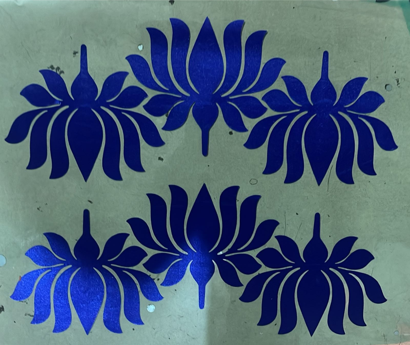 Gota sticker Lotus